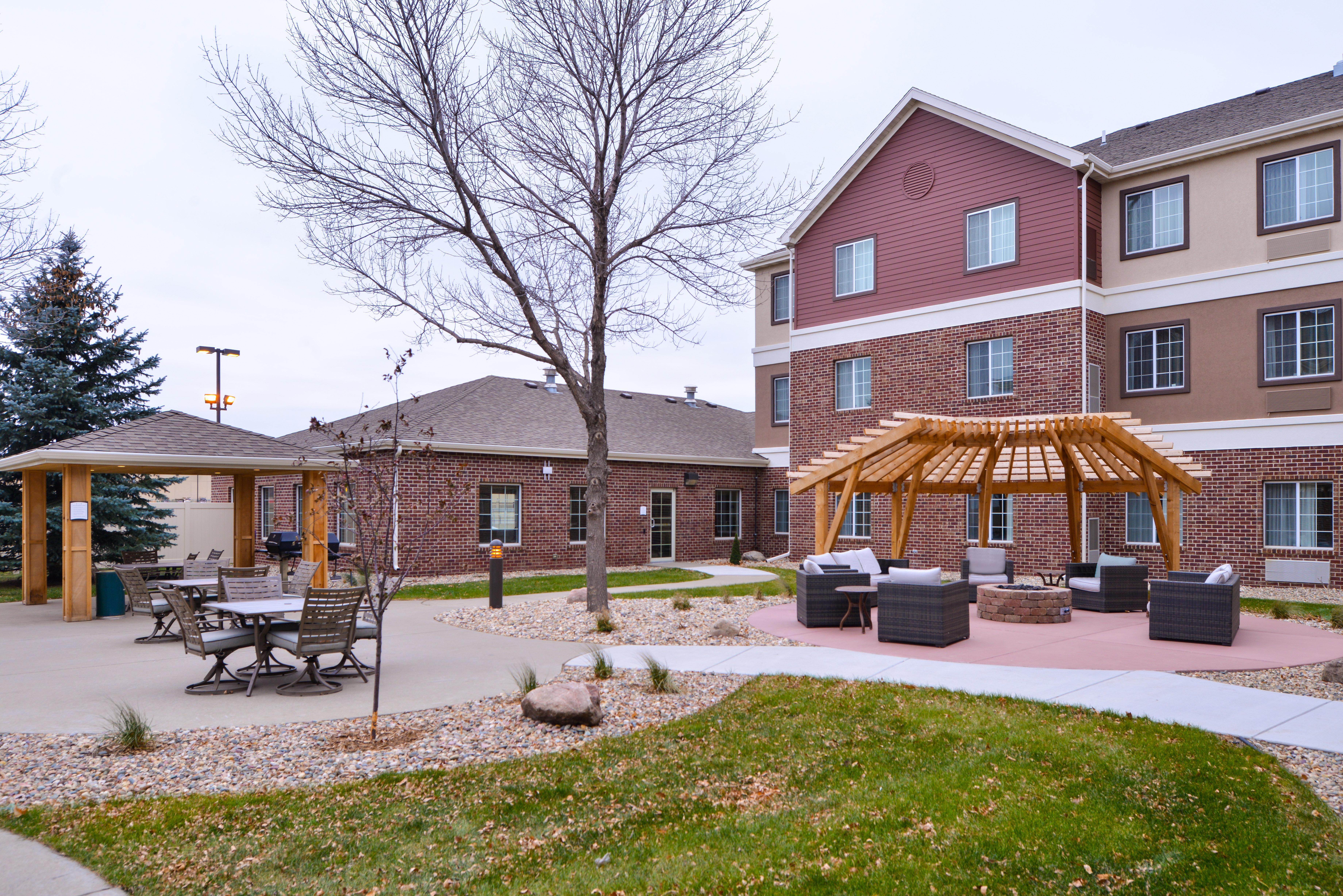 Staybridge Suites Sioux Falls At Empire Mall By Ihg Εξωτερικό φωτογραφία