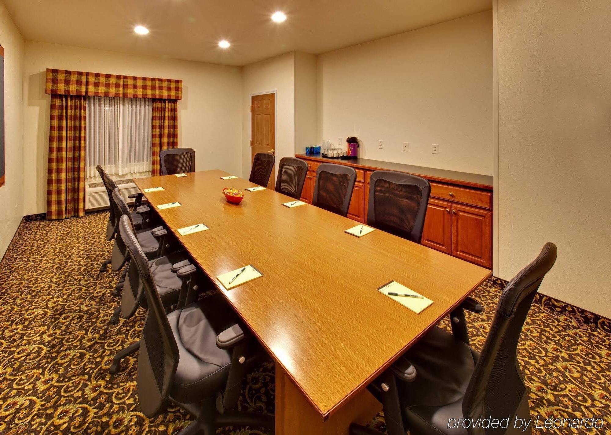 Staybridge Suites Sioux Falls At Empire Mall By Ihg Εξωτερικό φωτογραφία