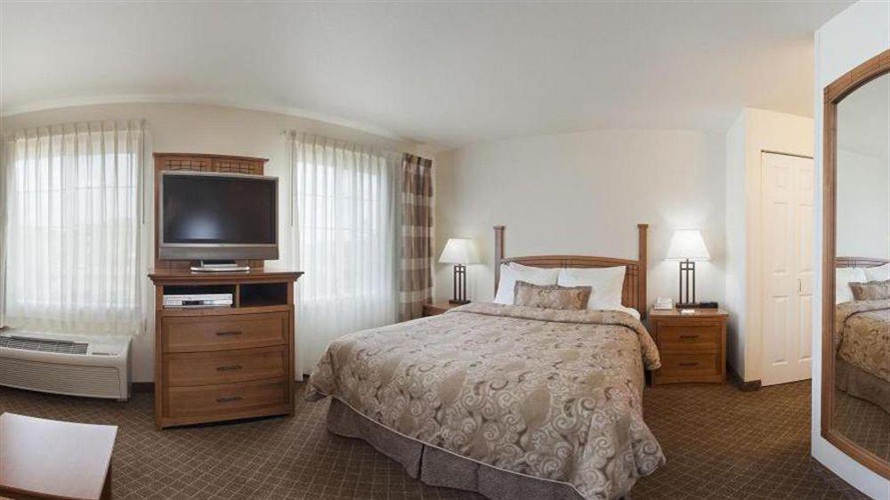 Staybridge Suites Sioux Falls At Empire Mall By Ihg Εξωτερικό φωτογραφία